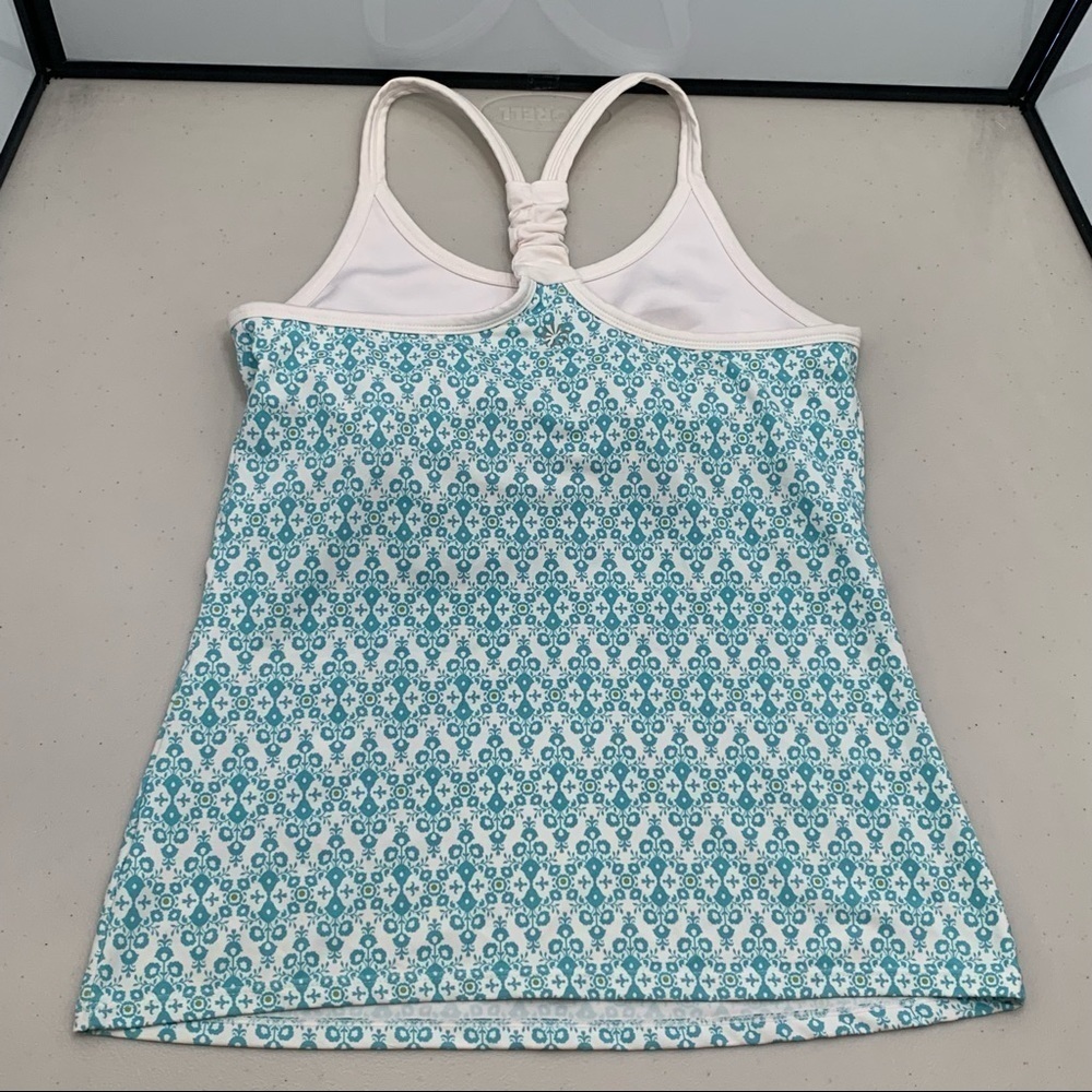 Athleta Patterned Workout Tank Top With Built In … - image 4
